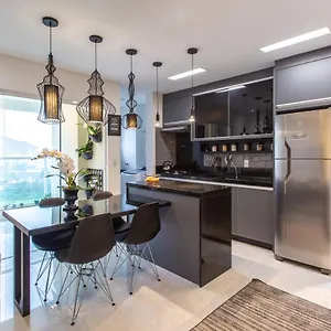 https://moderno-apto-com-vista-para-o-mar.santa-catarina-brasil.com